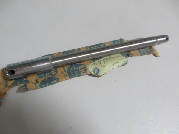 Yamaha Radachse vorne RD250 DS7 R5 XS360 XS400 278-25181-00 Original 278-25181-00 Original Ersatzteil – MG-Teileshop